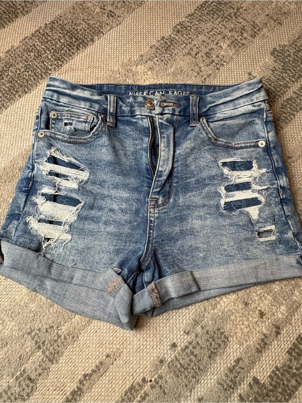 American Eagle Outfitters Light Blue Distressed Roll-Hem Jean Shorts
